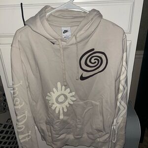 Nike Cream Graphic Sweater with Spiral Design